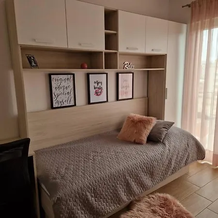 Dora - Comfortable In A Great Location * Pula