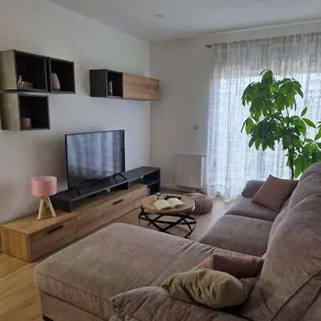 Appartamento Dora - Comfortable In A Great Location Pola