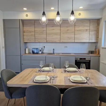 Apartament Dora - Comfortable In A Great Location